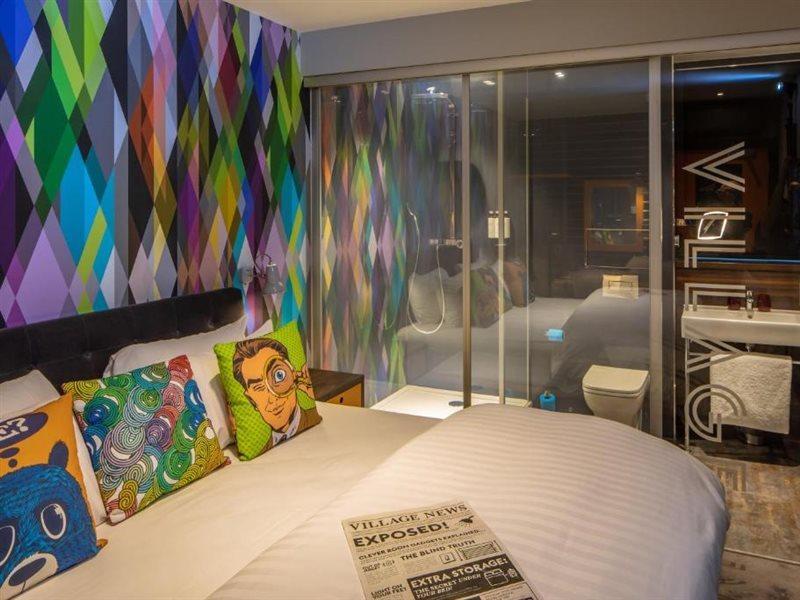 Village Hotel Basingstoke Bagian luar foto